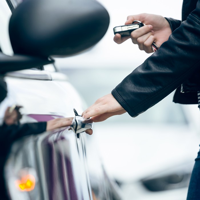 automotive-locksmith-near-m